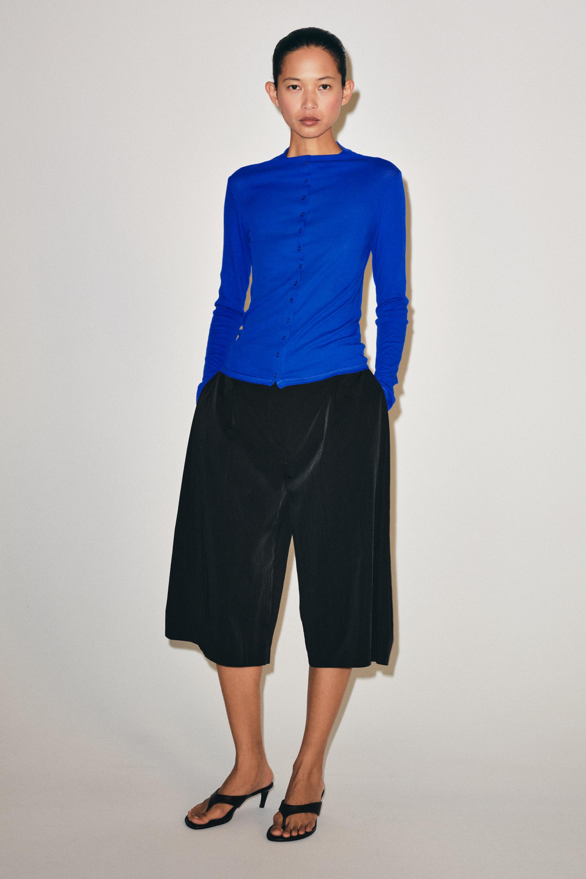BUTTONED HIGH NECK TOP — Blue