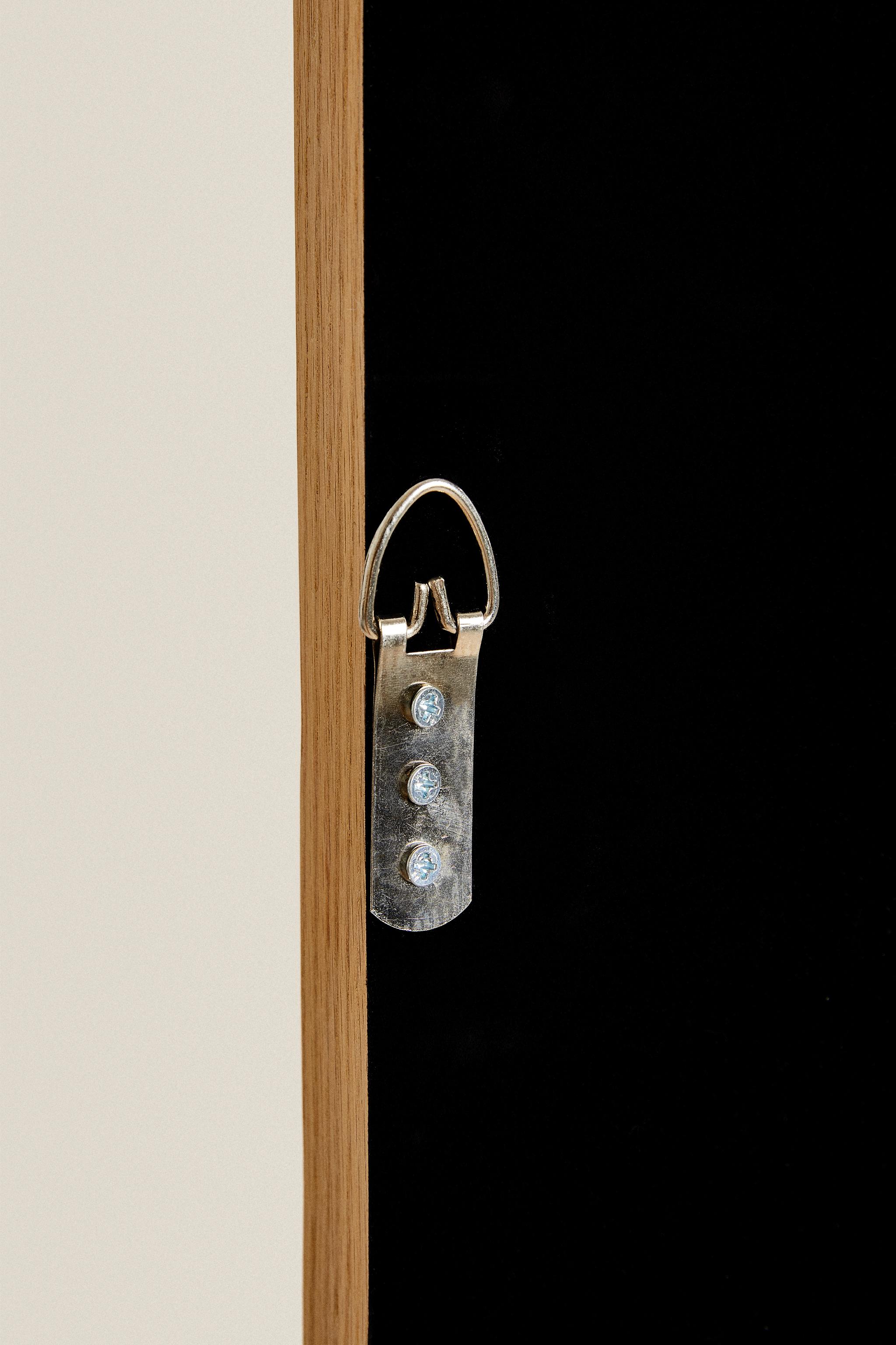 Round Full Length Mirror with Oak Wood Frame