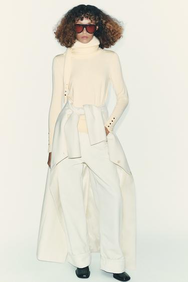 سترة أساسية منسوجة سادة - زبدة الخاص بـ Zara