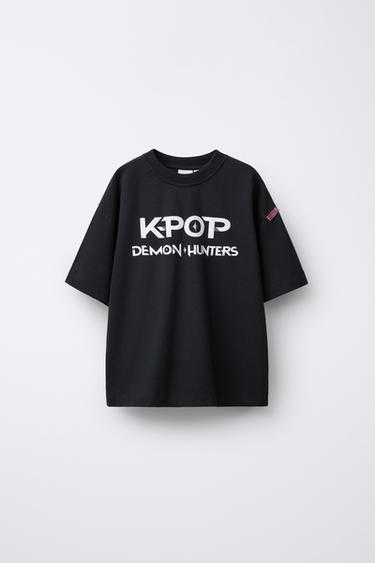 ФУТБОЛКА С ПРИНТОМ K-POP DEMON HUNTERS™ NETFLIX © — АНТРАЦИТОВО-СЕРЫЙ от Zara — изображение 0