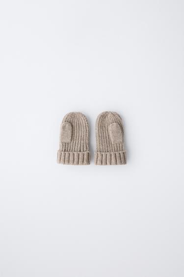 KNIT MITTENS - camel by Zara - Image 0