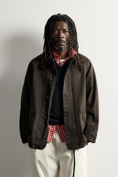 CHAQUETA BOLSILLOS AARON LEVINE X ZARA - Marrón chocolate de Zara