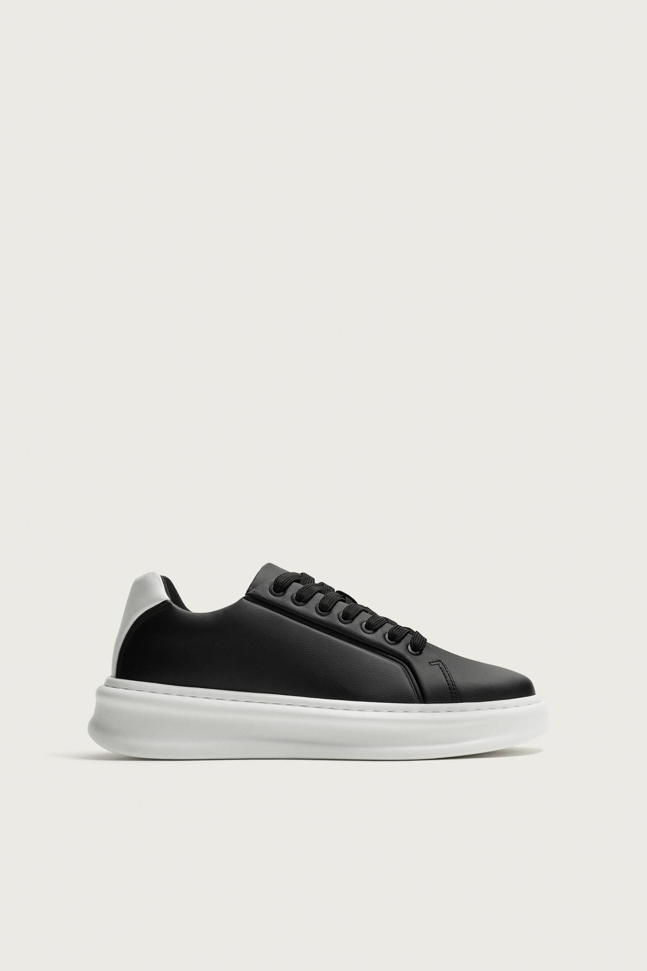 HEEL DETAIL SNEAKERS — Black