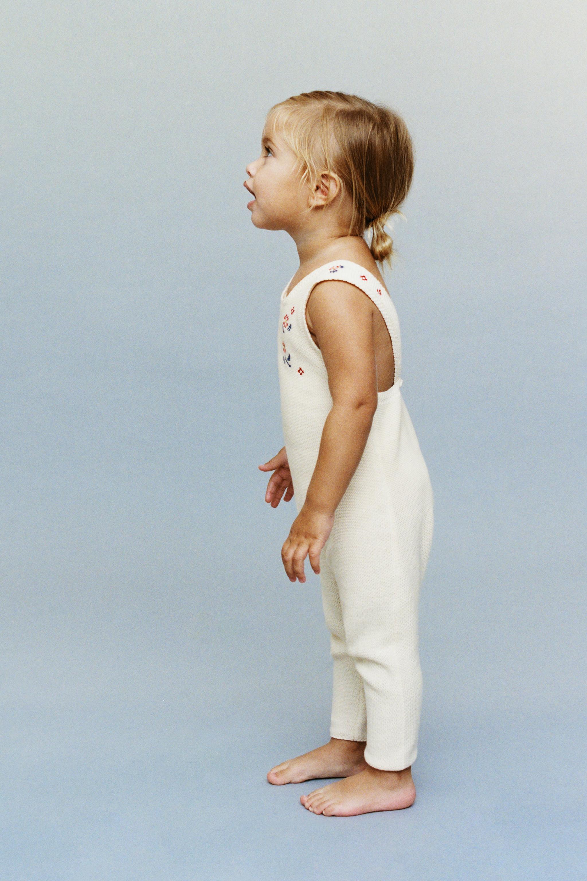 【ZARA Baby】カシミヤ100%ニット キモノロンパース ボンネ付き ZARA Baby】カシミヤ100%ニット キモノロンパース ボンネ付き