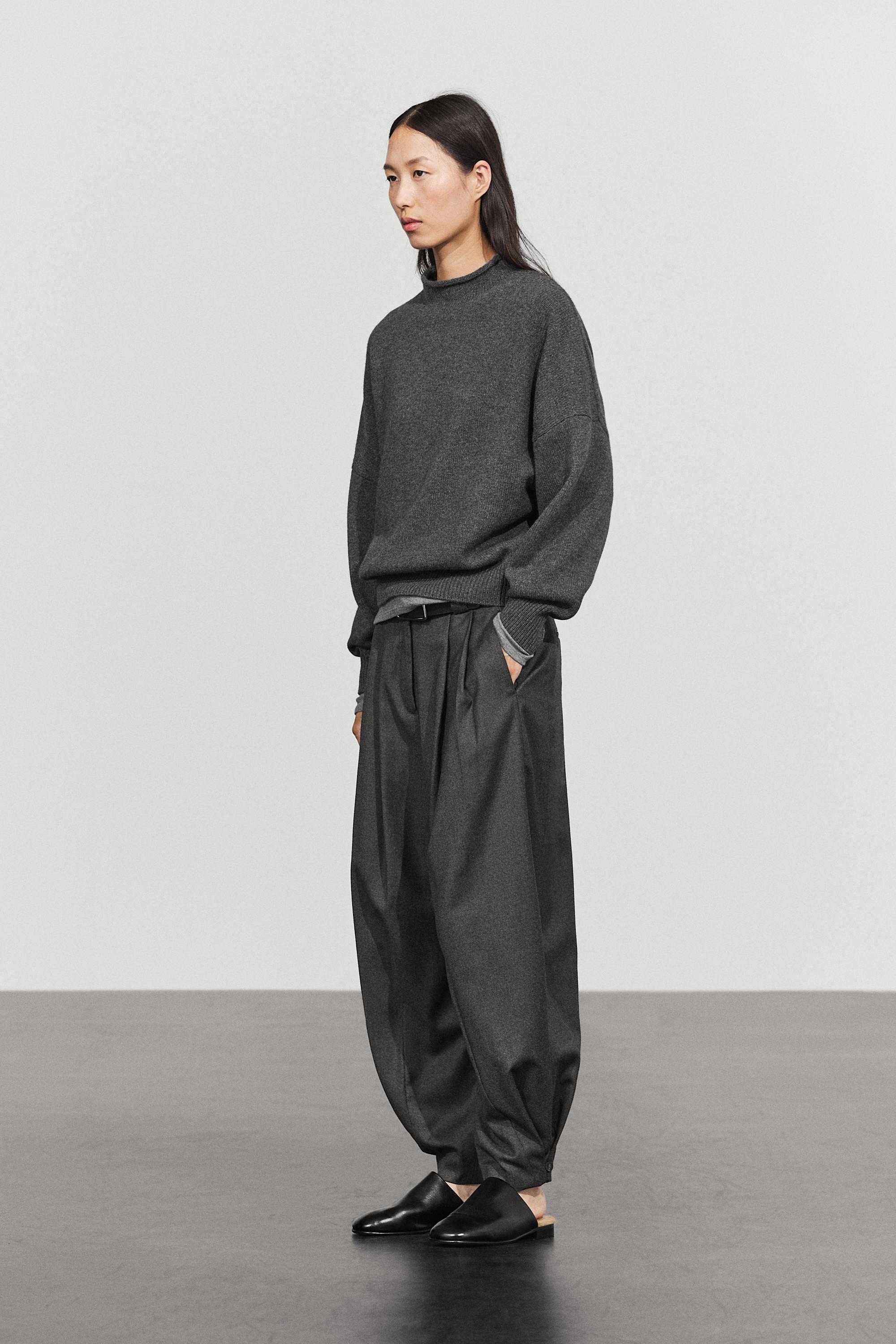 100% wool oversize knit sweater