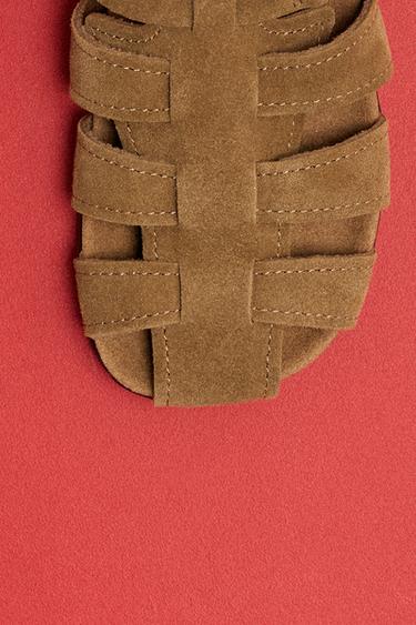 SANDALES EN CUIR STYLE PLAGE - Marron foncé de Zara - Image 10