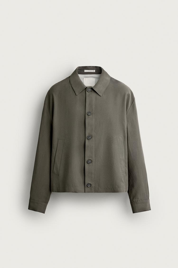 OVERSHIRT DE CORTE BOXY FLUIDO 7