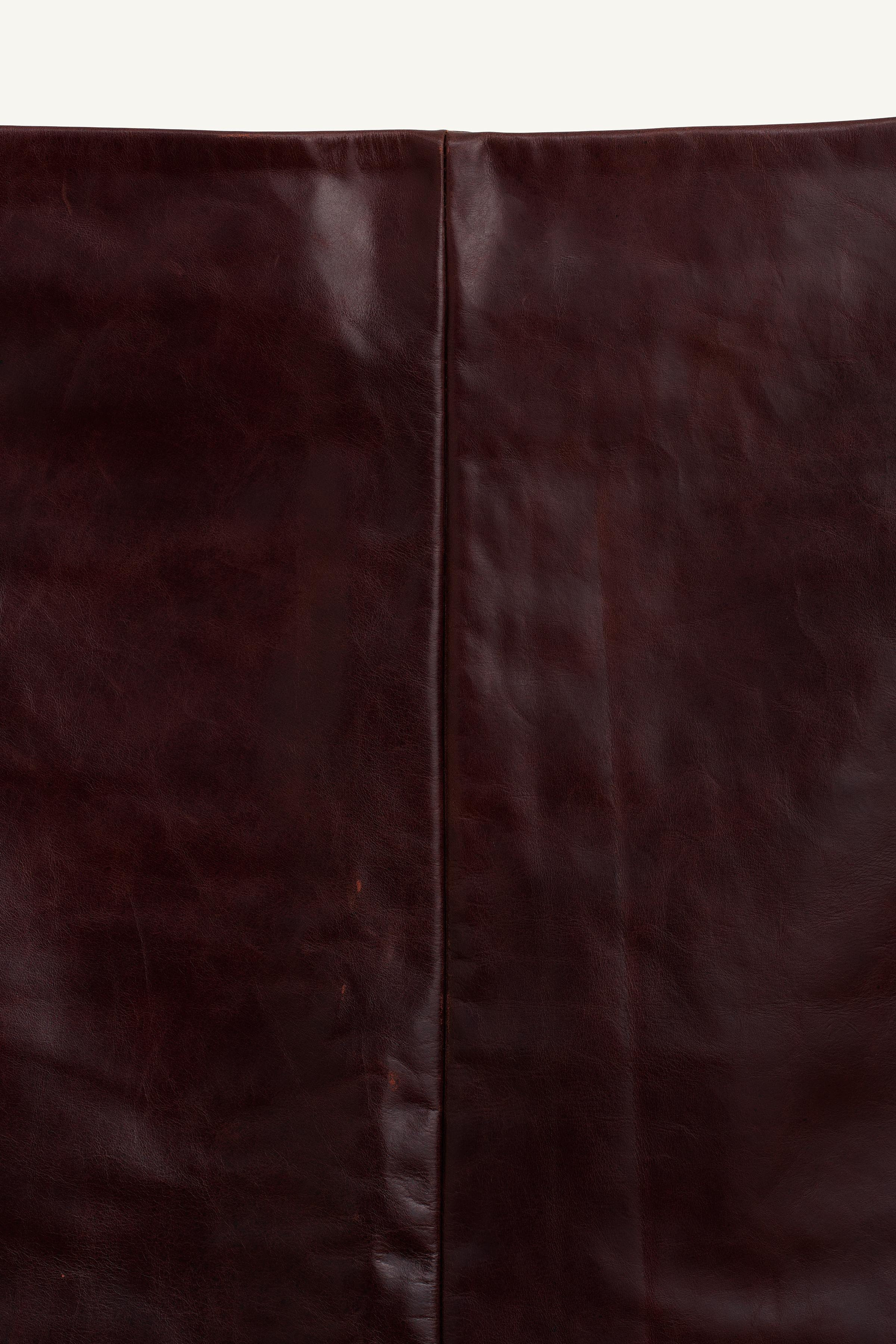 100% LEATHER STRAIGHT SKIRT LIMITED EDITION