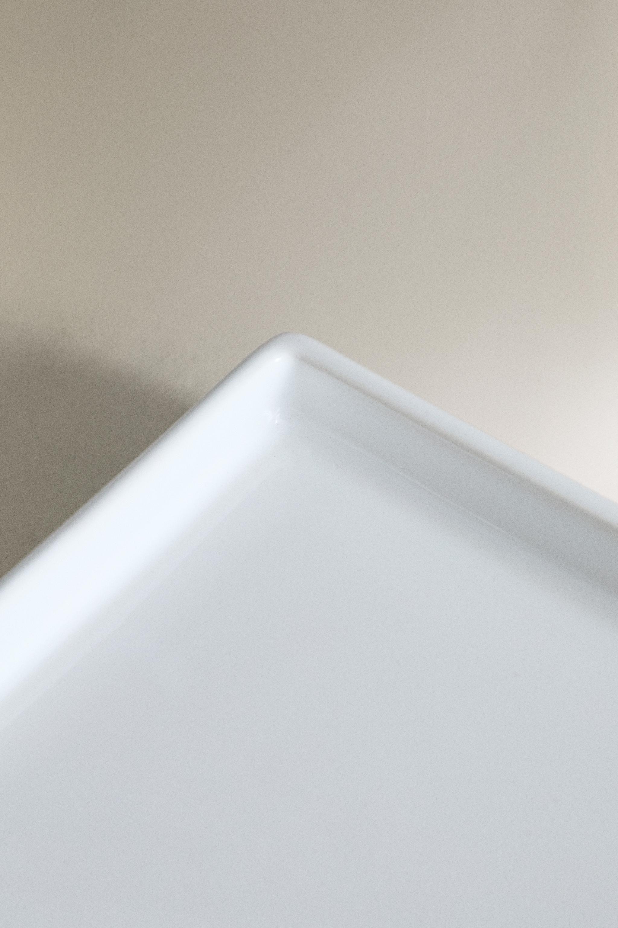WHITE EARTHENWARE BATHROOM TRAY - White | ZARA Canada