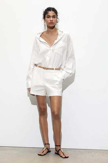 BERMUDA PINZAS CINTURÓN - Blanco de Zara