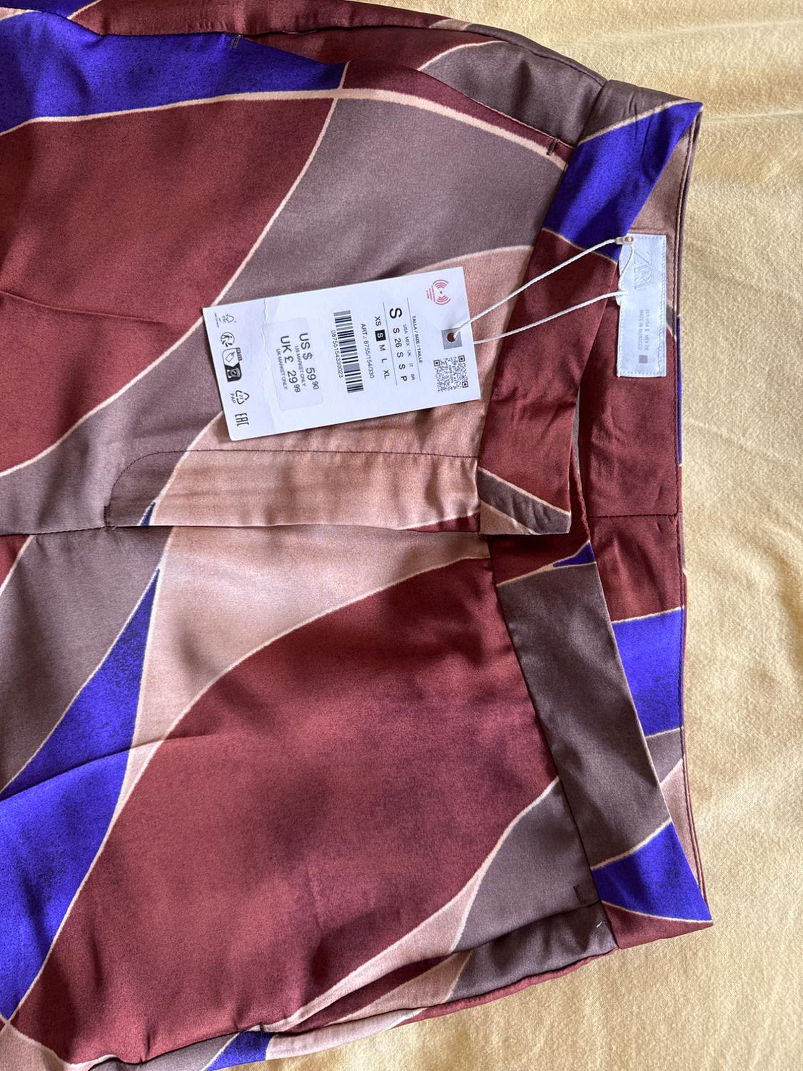 PRINTED SATIN PANTS - Image 3