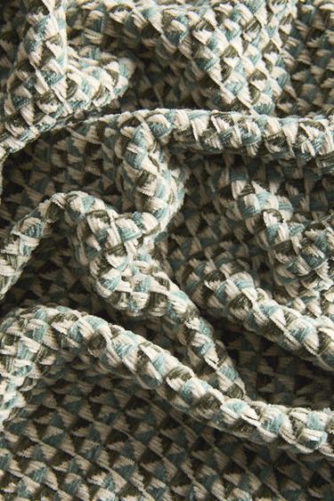 GEOMETRIC CHENILLE THROW - Green by Zara