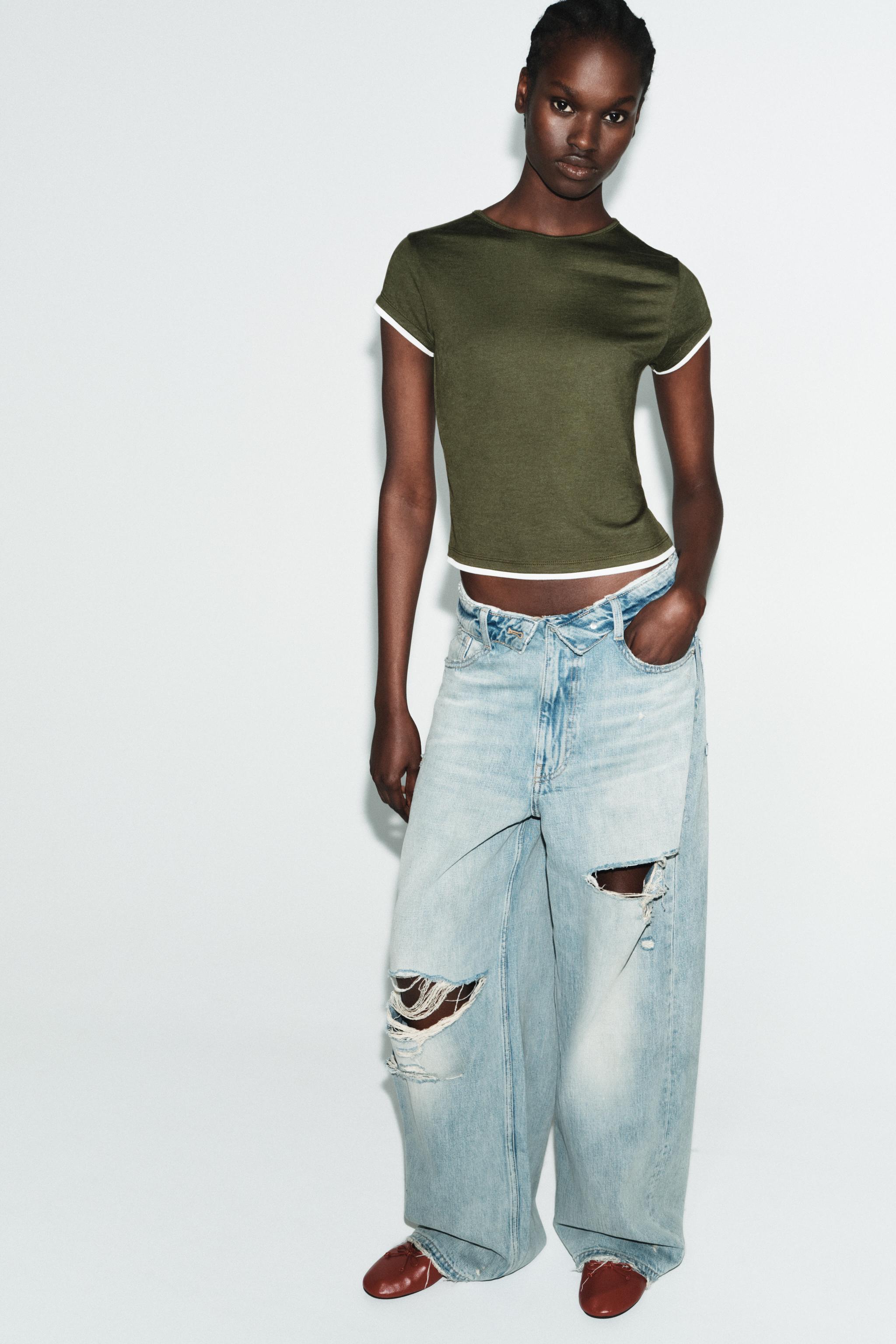 CONTRAST PIPING T-SHIRT