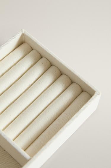 COTTON JEWELLERY ORGANISER — Ecru 2