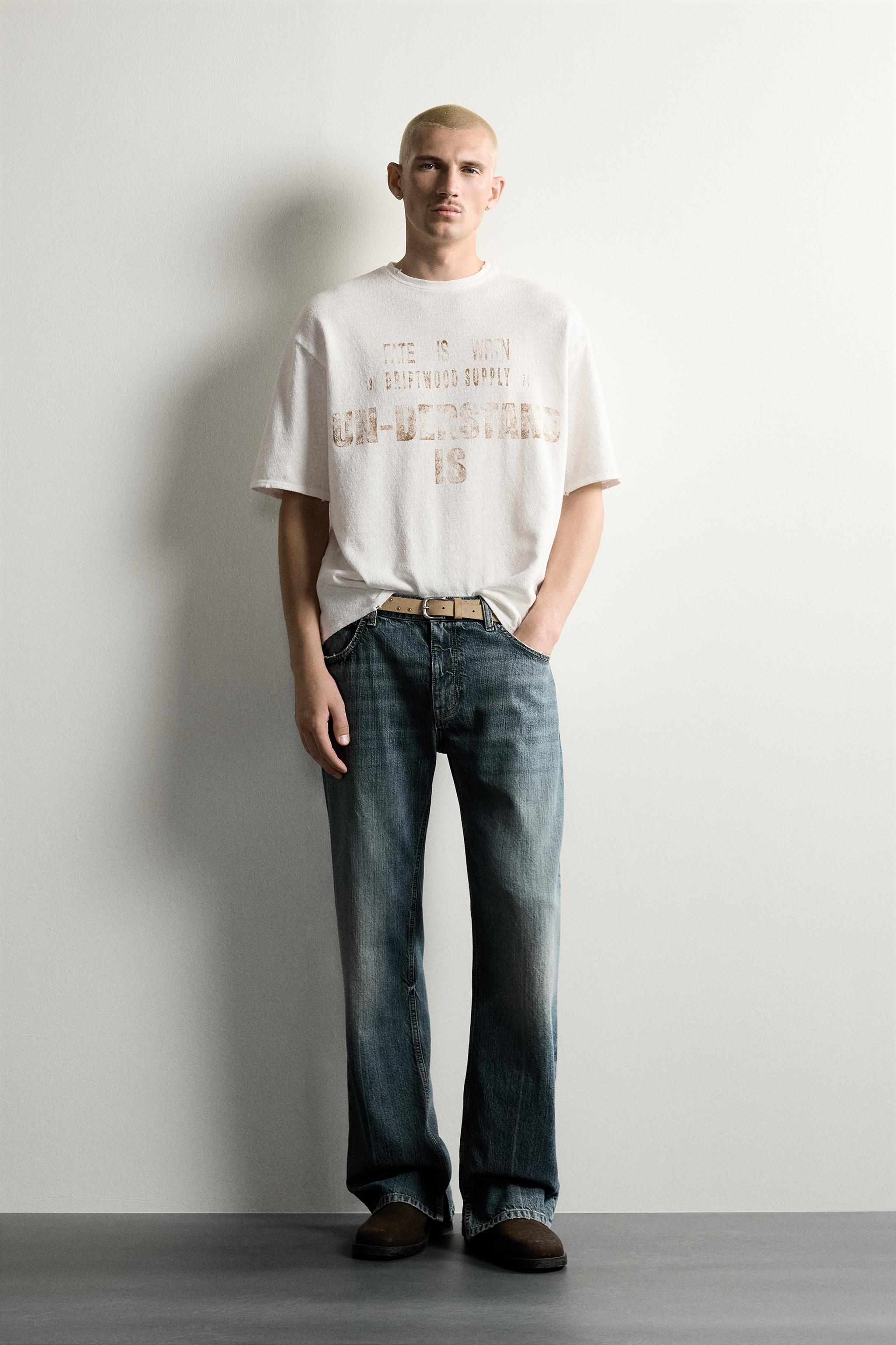 T-SHIRT EN MAILLE À IMPRIMÉ DÉLAV