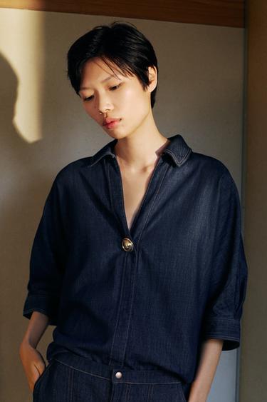 Z1975 ゴールドアップリケ デニムシャツブルー0ZaraのZ1975 ゴールドアップリケ デニムシャツ - ブルー - 画像 0