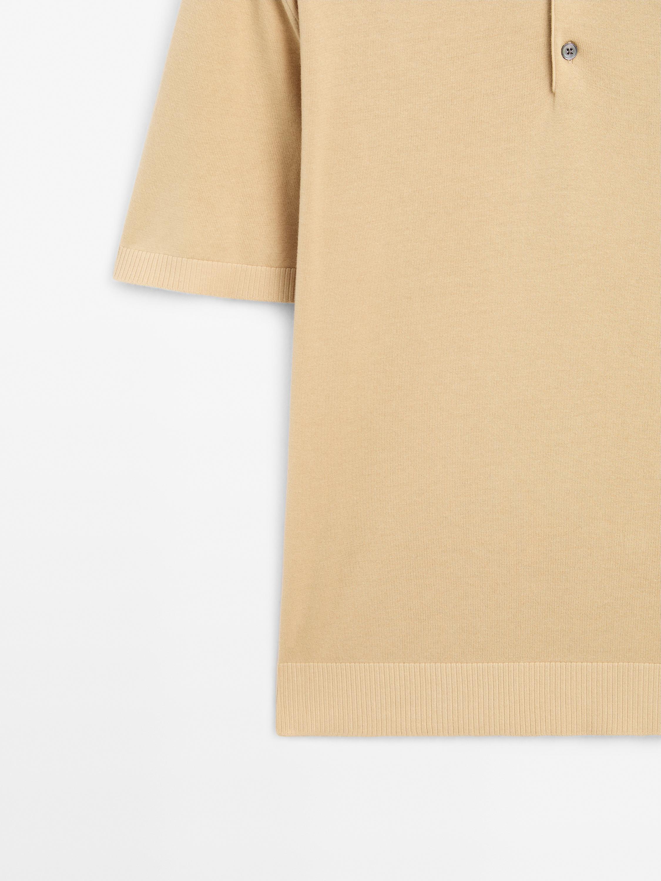 Short sleeve knit polo shirt