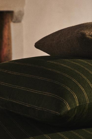 FUNDA ALMOHADA ALGODÓN Y LINO RAYAS NAVIDAD - Verde de Zara