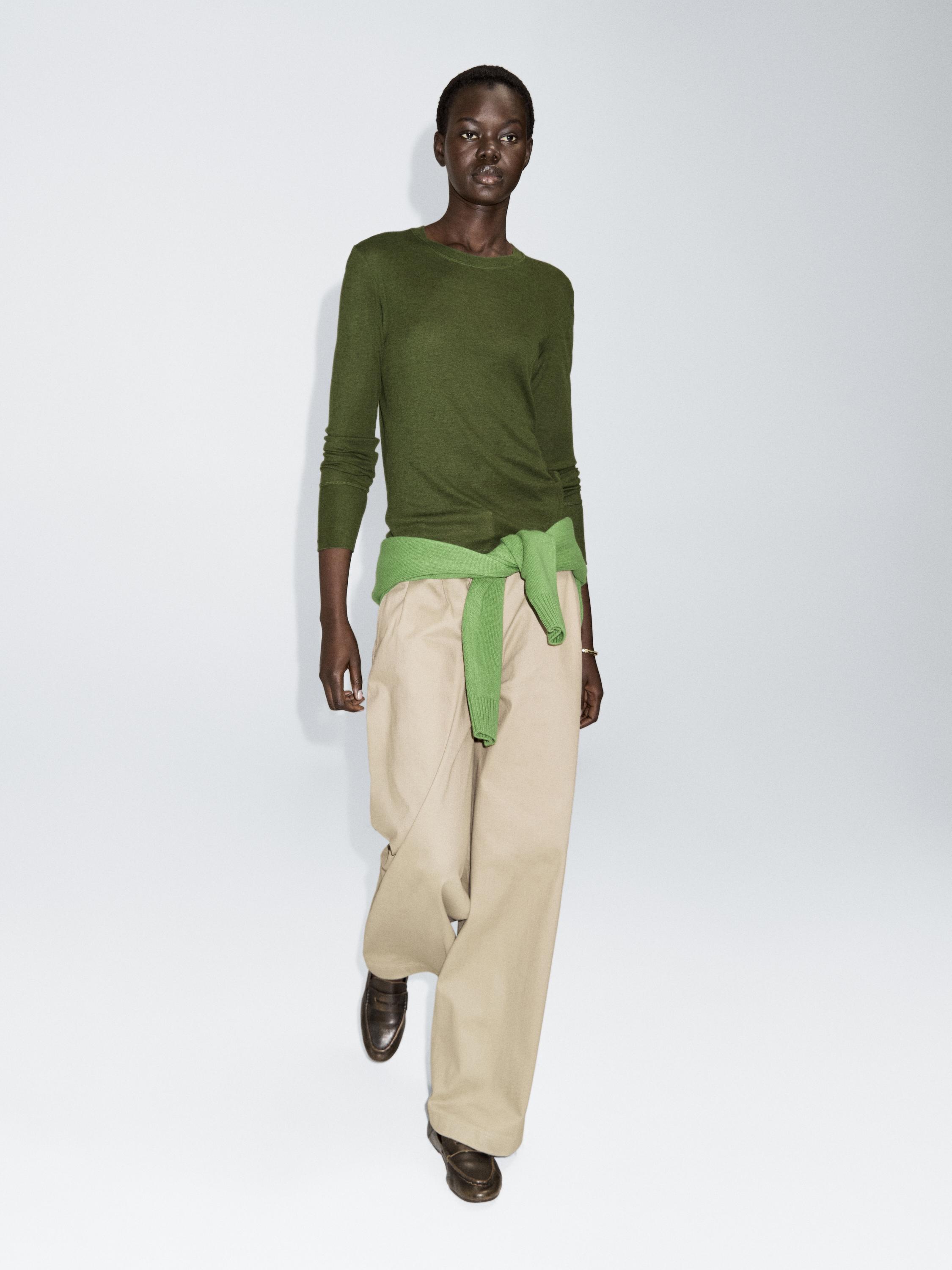 Long sleeve T-shirt with ribbed trims