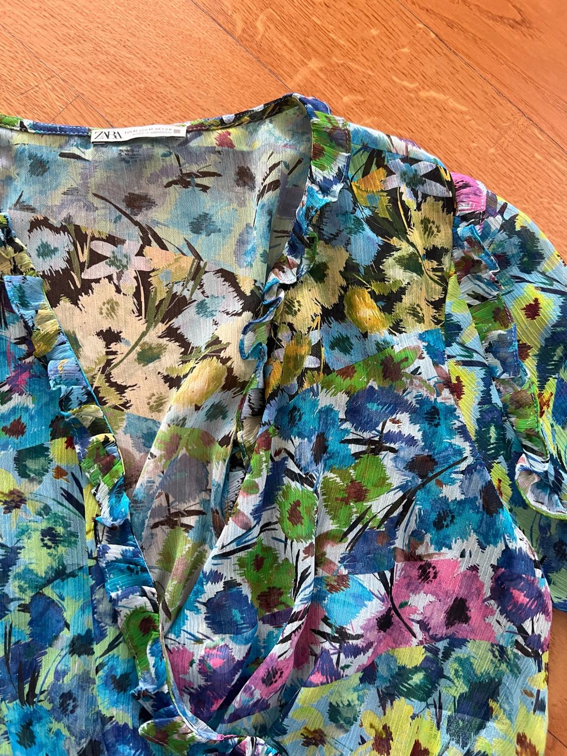 PRINTED BLOUSE WITH RUFFLES - Image 3