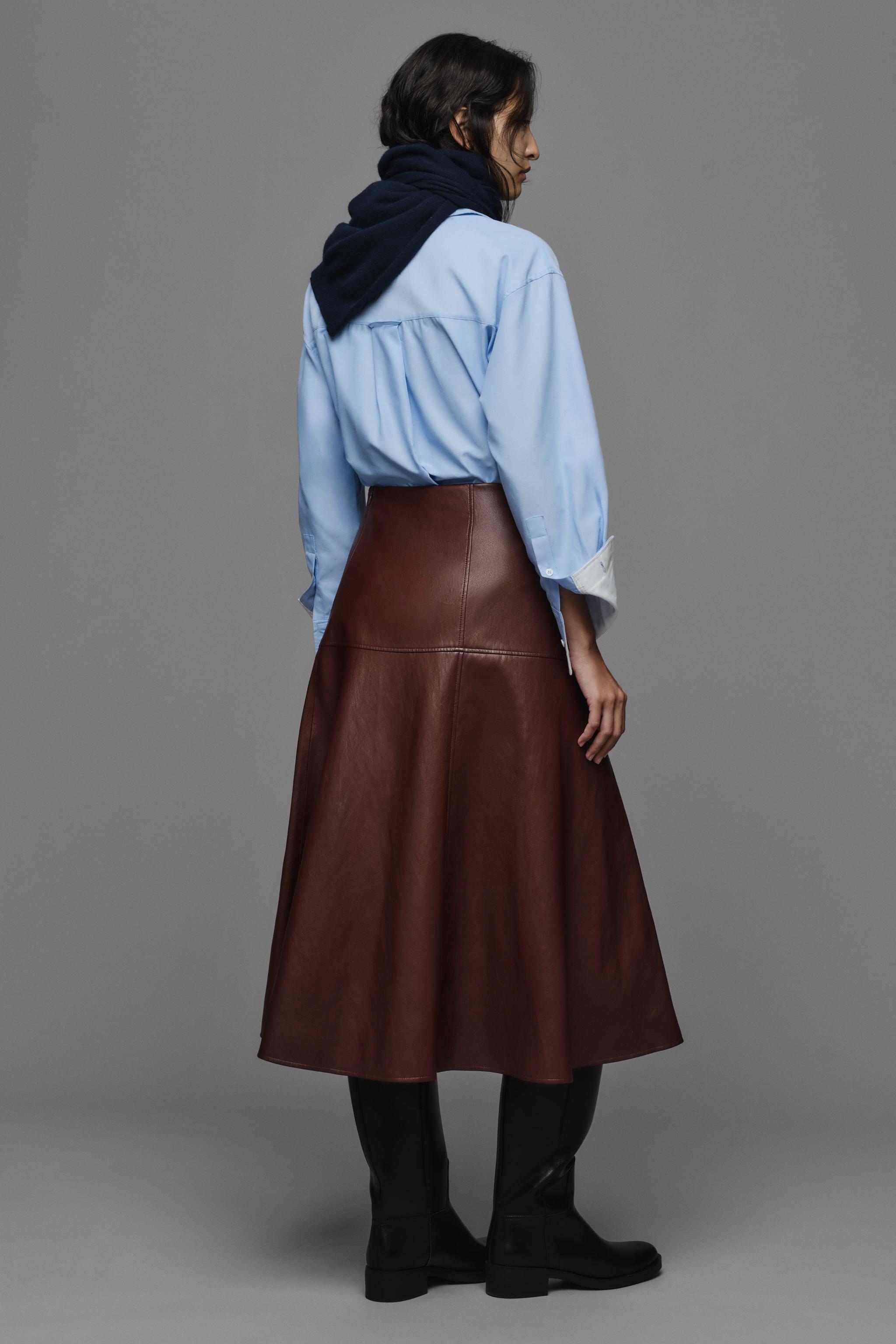 Zara SUNİ DERİ KATLI MİDİ ETEK görsel 8