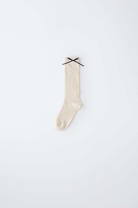 Zara CONTRAST BOW KNEE-HIGH SOCKS - Ecru / Black - Image 0