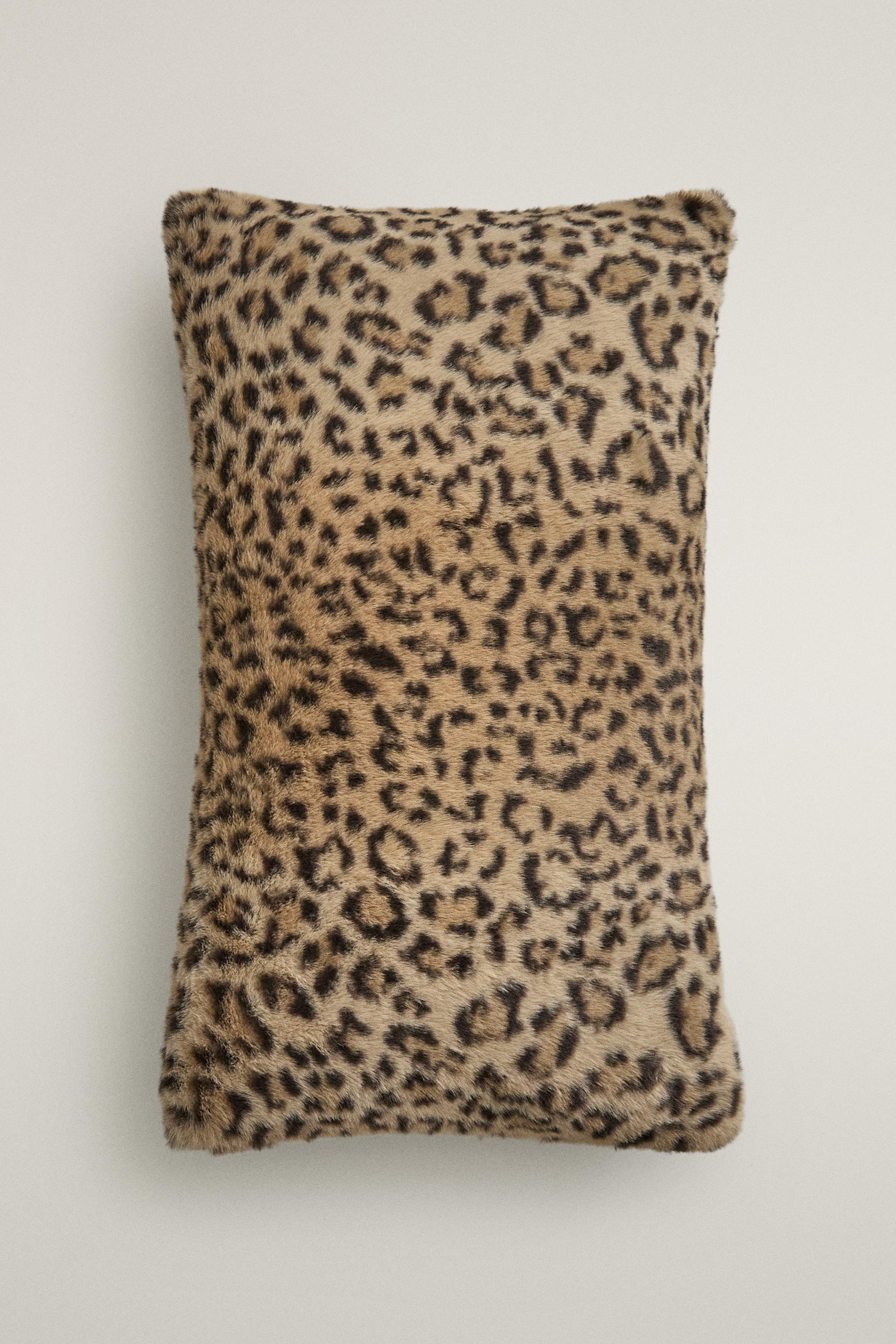 THROW PILLOW COVER LEOPARD FUR