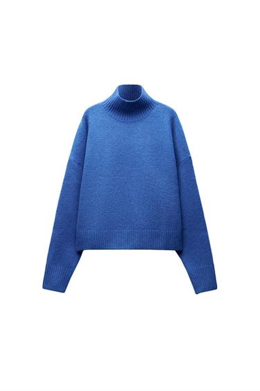 BASIC SOFT KNIT SWEATER