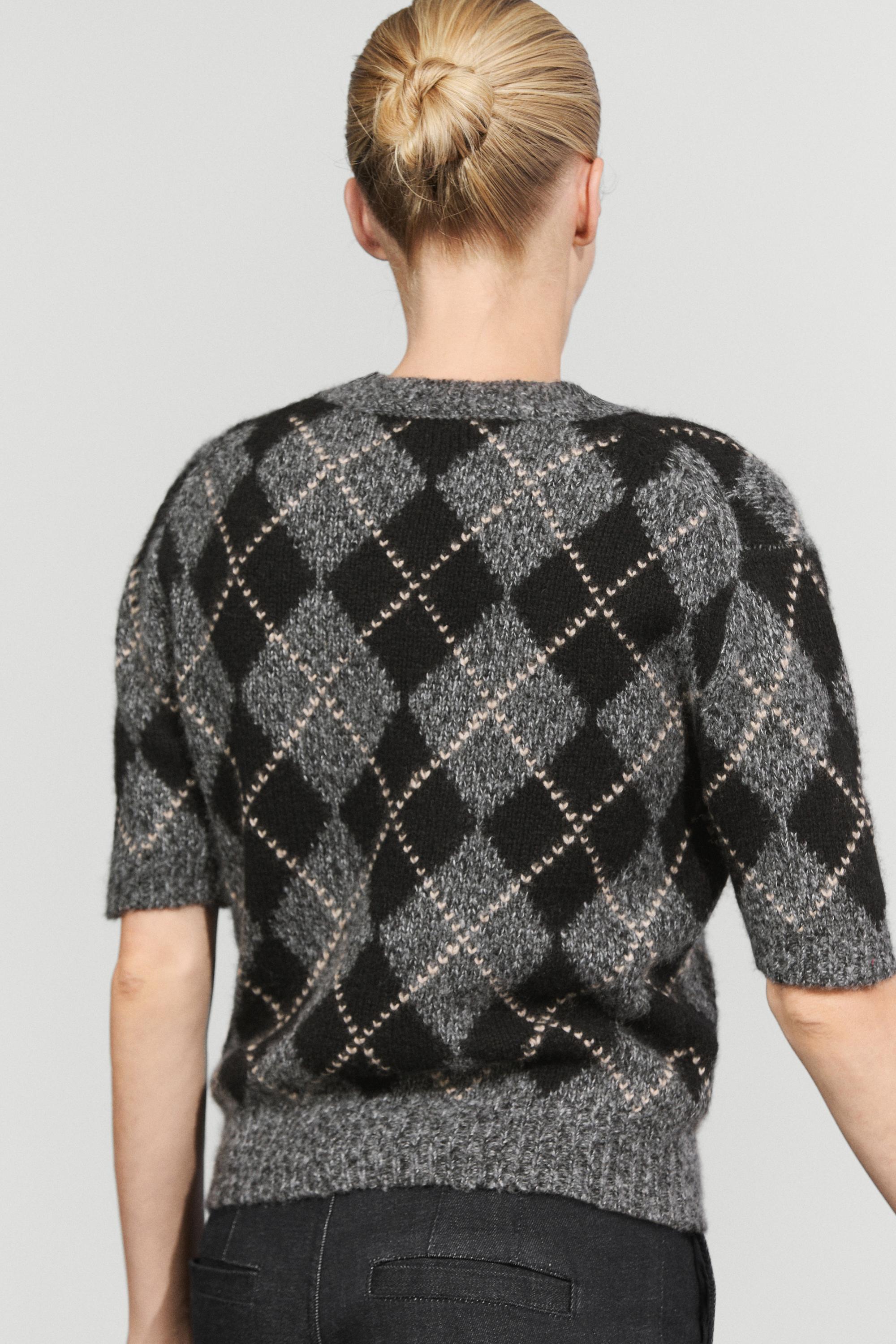 Cashmere-blend short sleeve argyle knit sweater