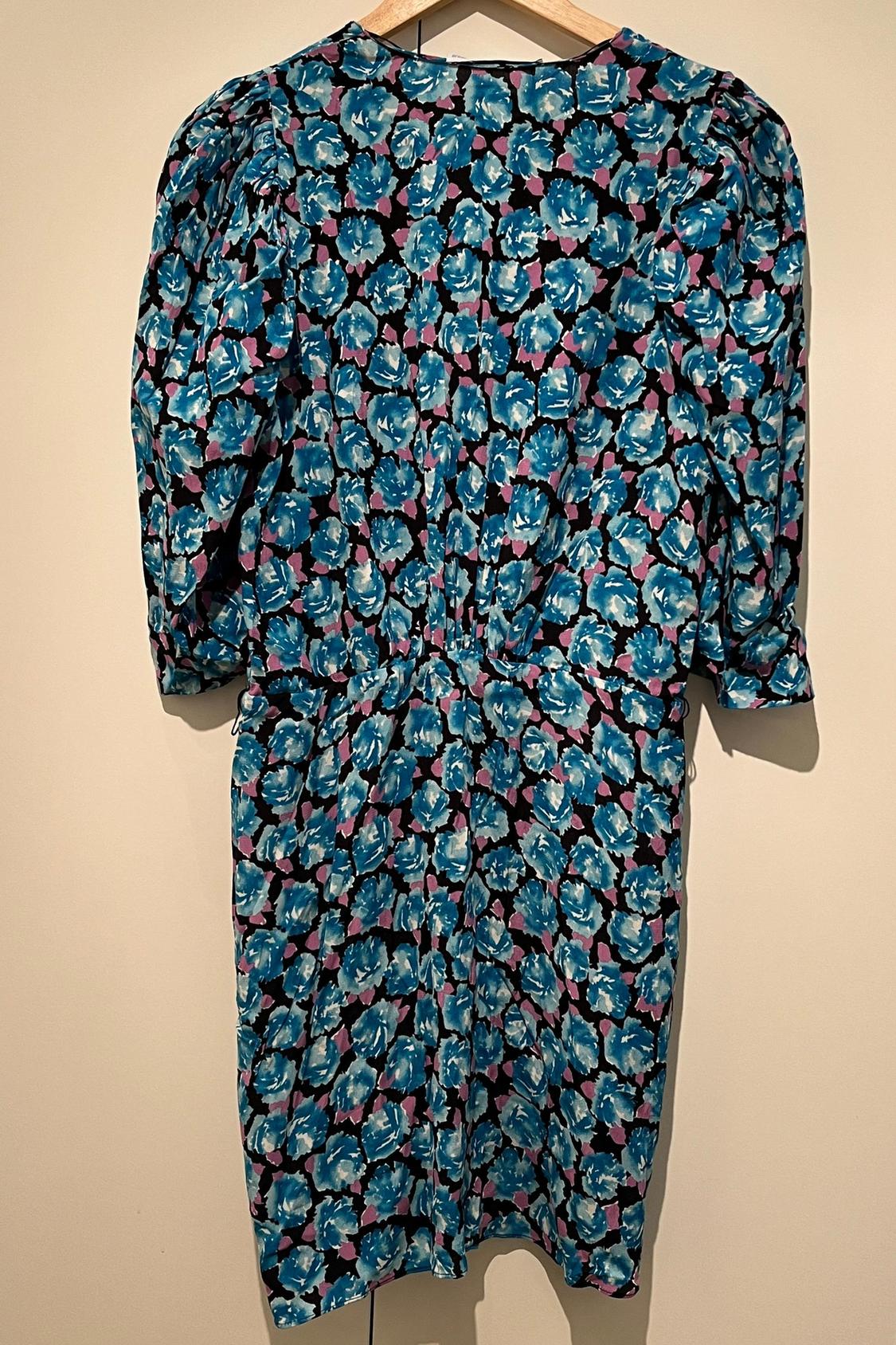 VOLUMINOUS PRINTED DRESS - Image 5