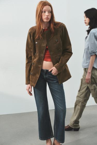 جاكيت ضيق من جلد الشامواه 100% - كاكي فاتح by Zara