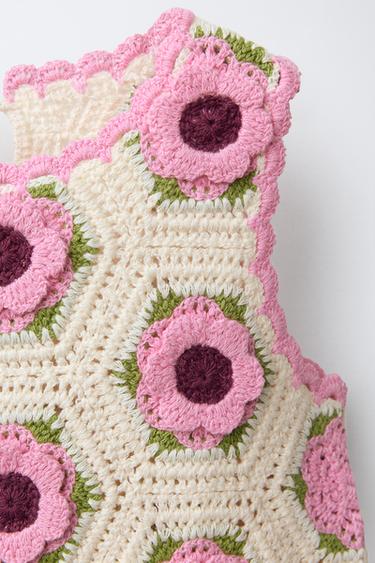 CROCHET KNIT FLORAL DRESS - Pink by Zara