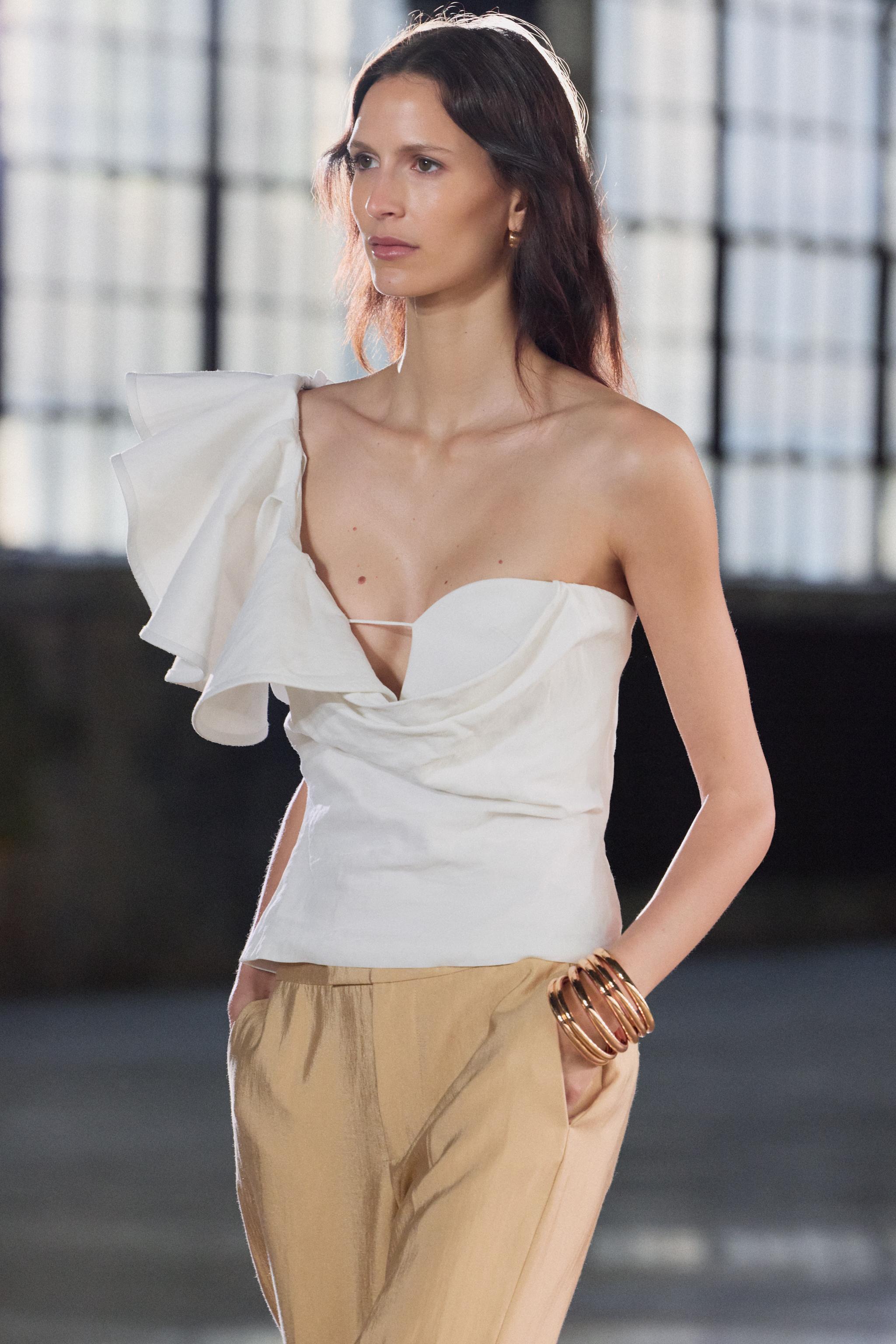 ZW COLLECTION STRAIGHT LEG PANTS - Golden | ZARA Canada