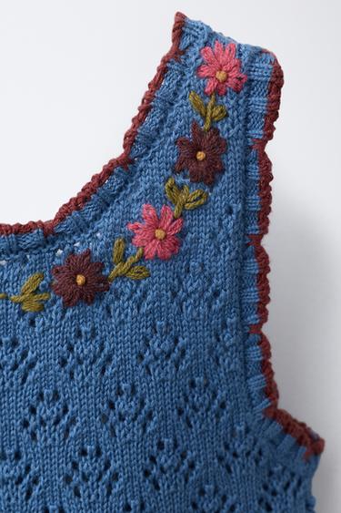 ROBE EN MAILLE À FLEURS BRODÉES - Bleu moyen de Zara - Image 2