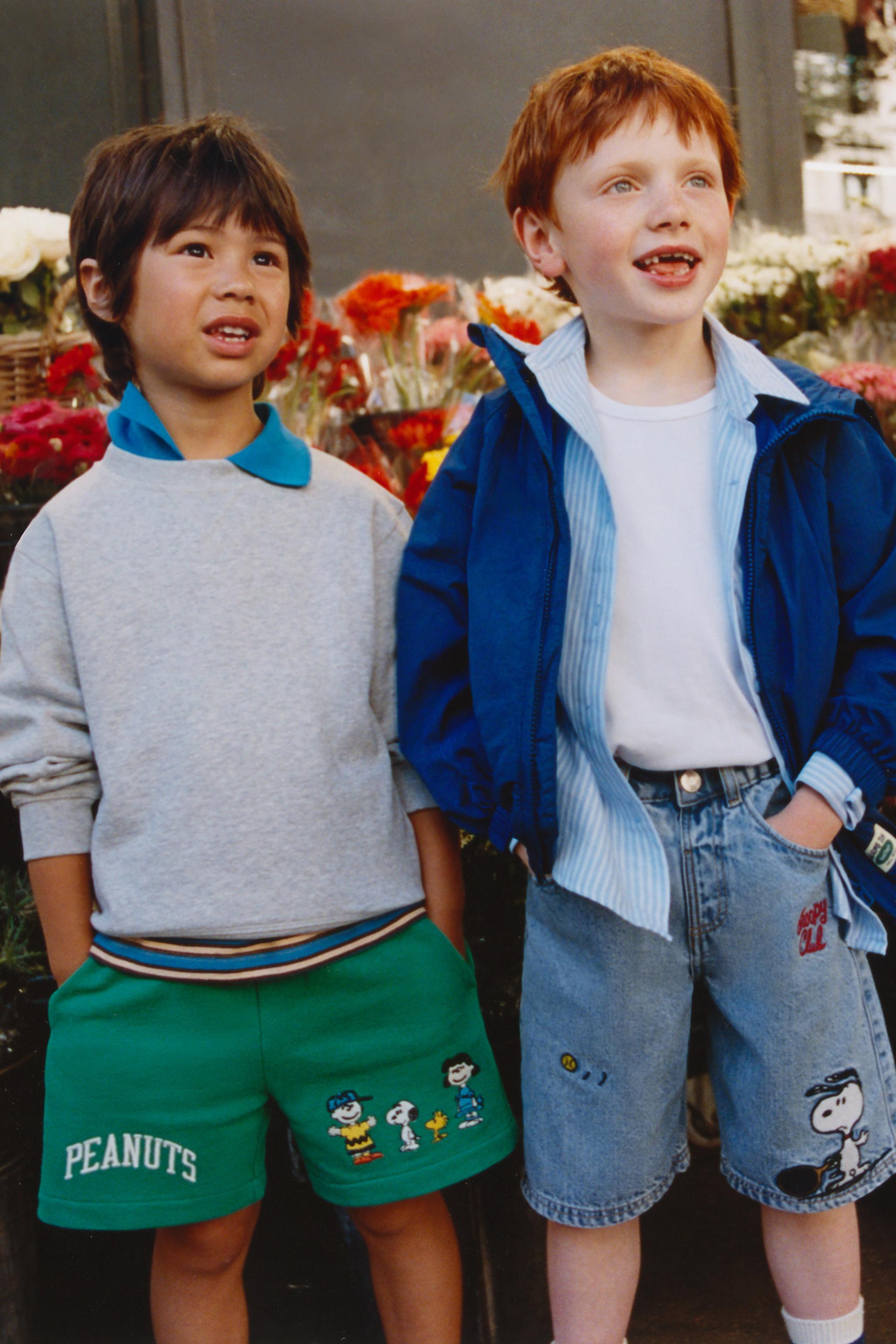 SNOOPY PEANUTS™ EMBROIDERED PLUSH SHORTS