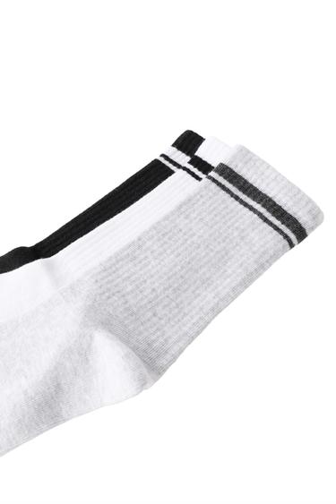 THREE-PACK SPORTY STRIPE MID-CALF SOCKS — Black / White 2