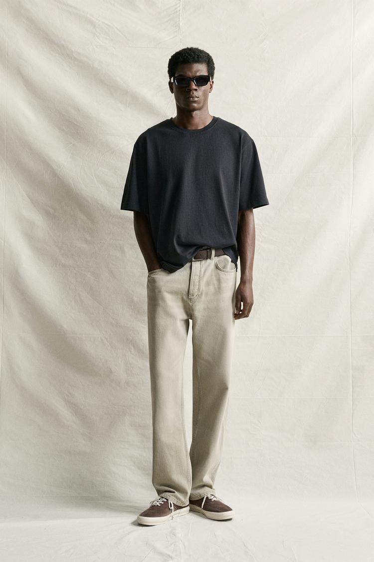 HEAVYWEIGHT SHORT SLEEVE T-SHIRT