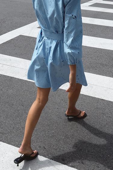 SHORT DRESS WITH RUBBERISED EMBROIDERY - Sky blue de Zara - Image 3
