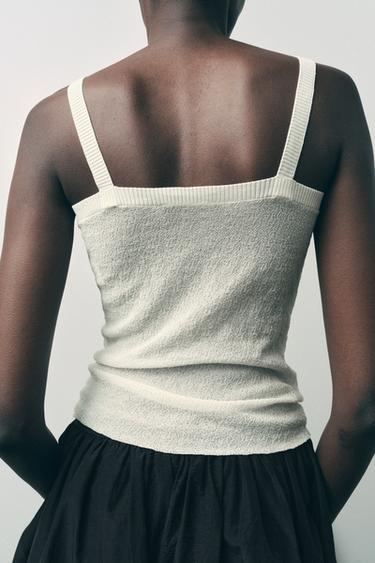 TOP EN MAILLE PLISSÉ - Écru de Zara