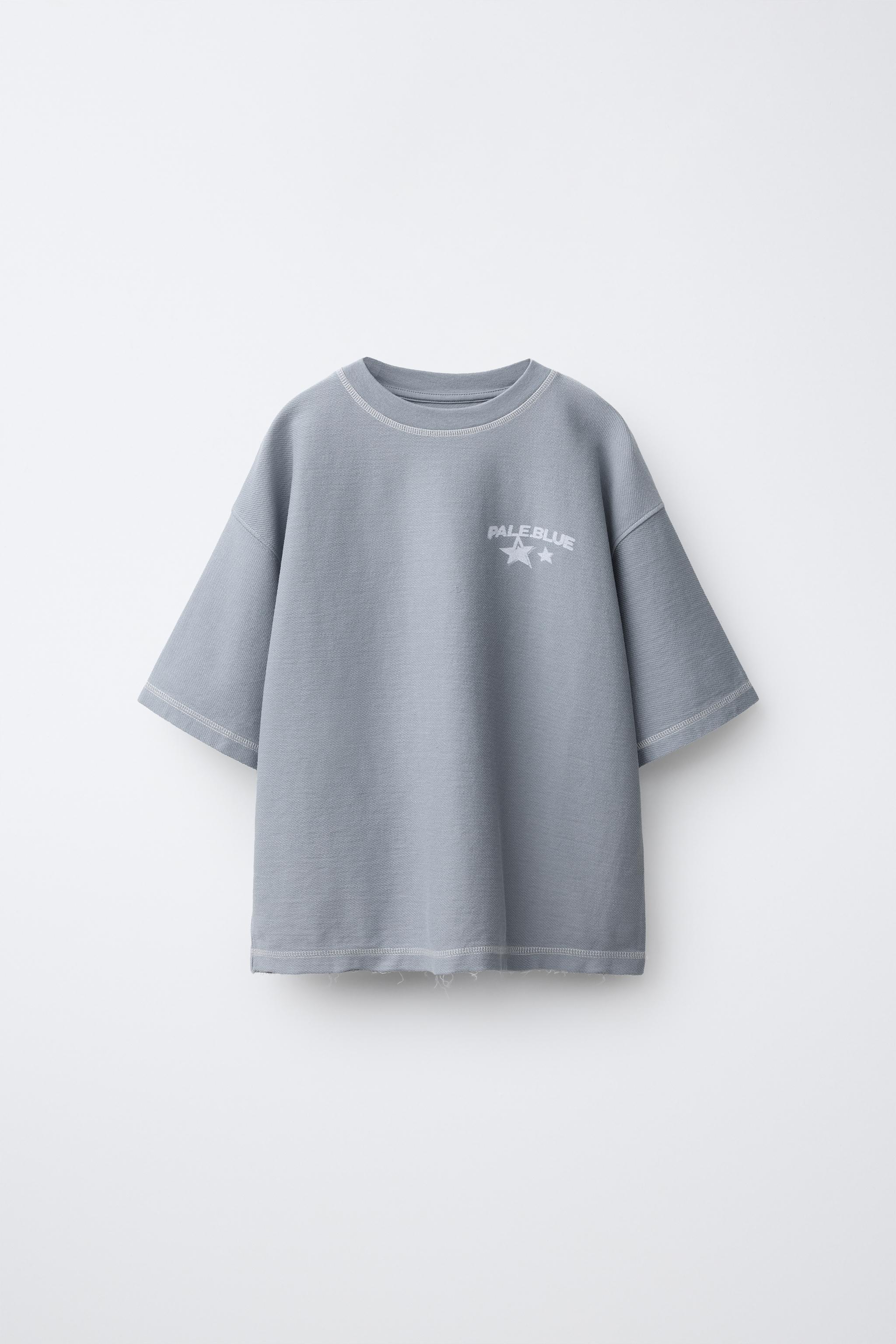 TEXTURED TEXT GRAPHIC T-SHIRT