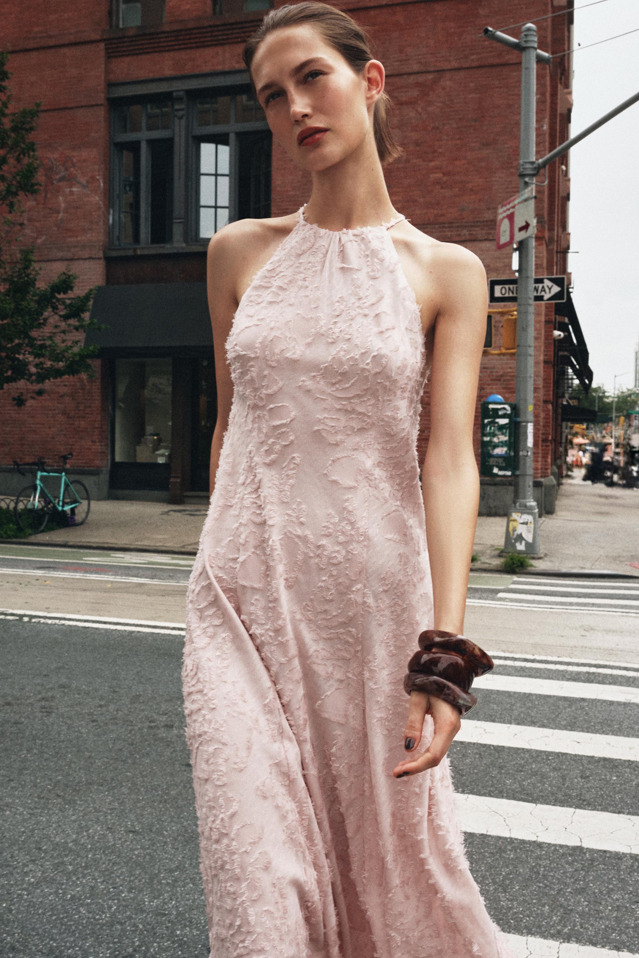 ROBE MIDI EFFRANGÉE HALTER