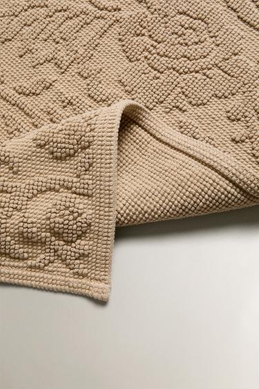 FLORAL JACQUARD BATH MAT - Beige by Zara - Image 1