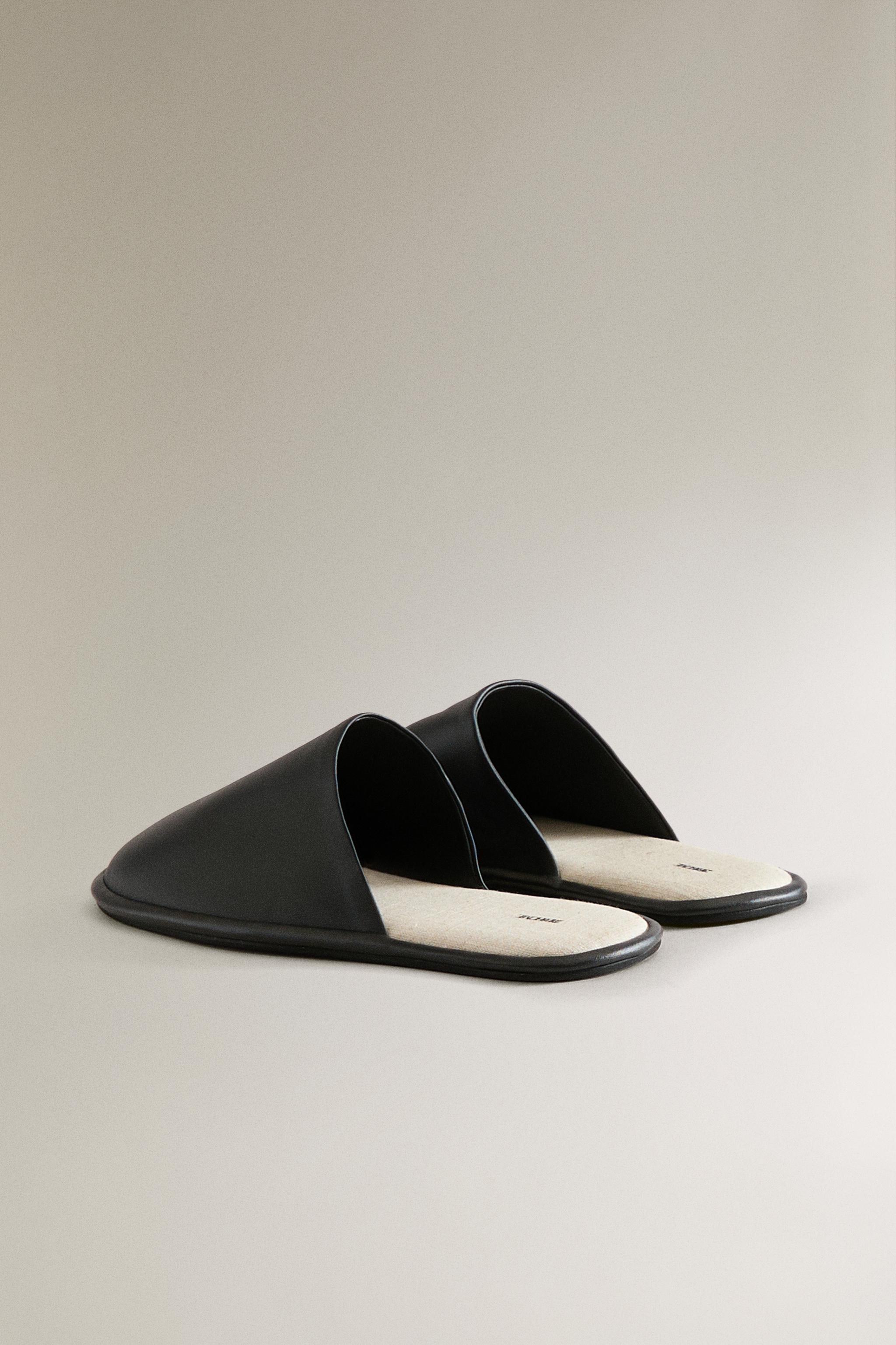 CONTRAST LEATHER SLIPPERS