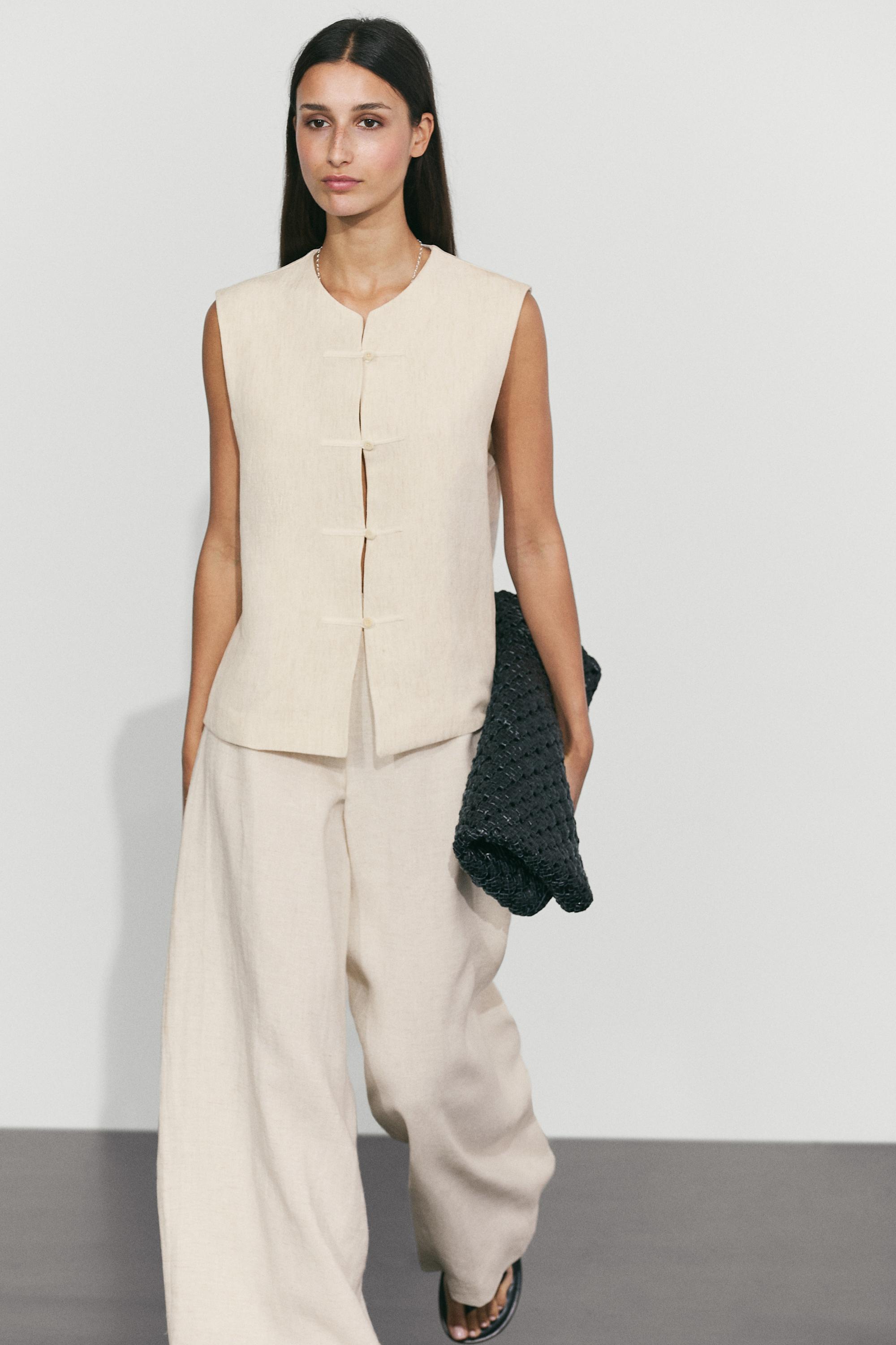 Linen blend button-detail vest — Sand