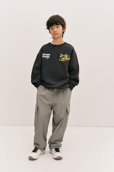 SUDADERA ESTAMPADA GRAFFITI - Antracita oscuro de Zara