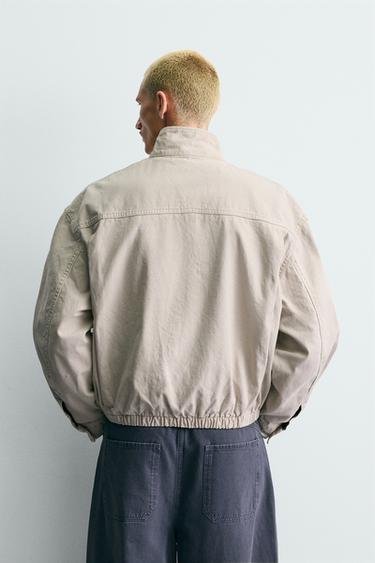 BLOUSON COURT À BRANDEBOURGS - Écru de Zara - Image 2