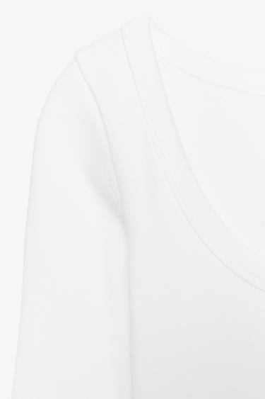 T-SHIRT CÔTELÉ À MANCHES LONGUES - Blanc de Zara - Image 5