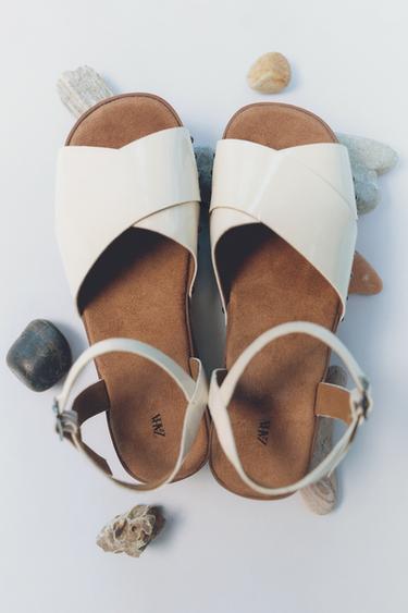 ZUECO ACHAROLADO NEUTRO - Blanco Crudo de Zara