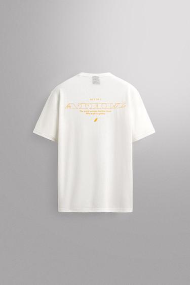 تيشيرت برسمة كتان - قطن - أبيض مكسور by Zara
