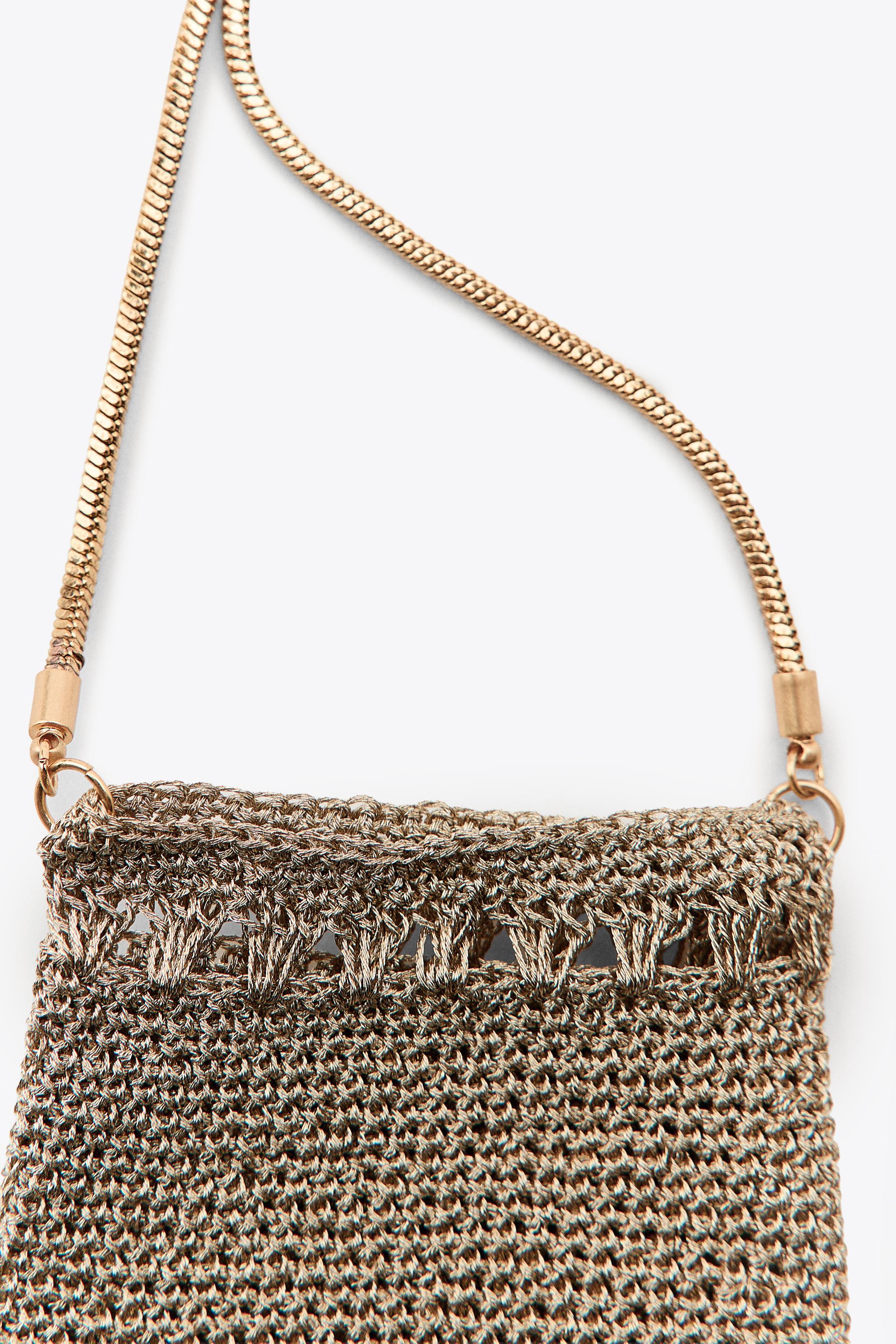MINI SAC EN MAILLE À FRANGES MÉTALLIQUES